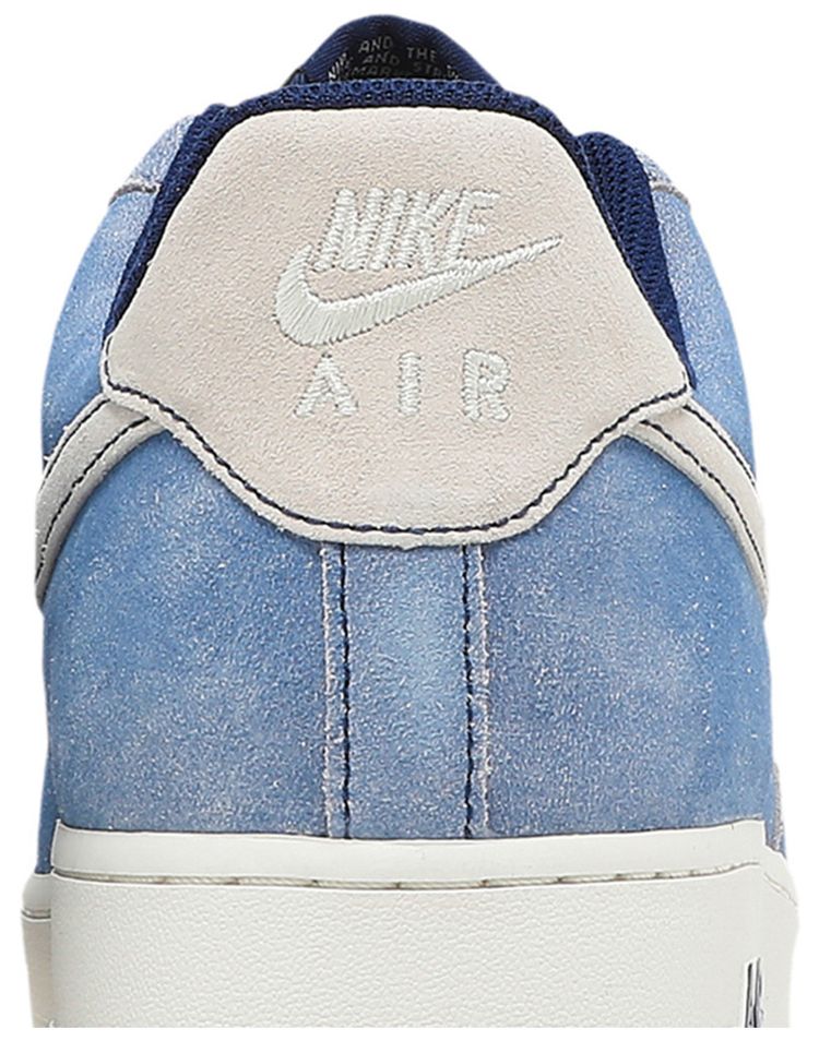Nike Air Force 1 07 LV8 Dusty Blue