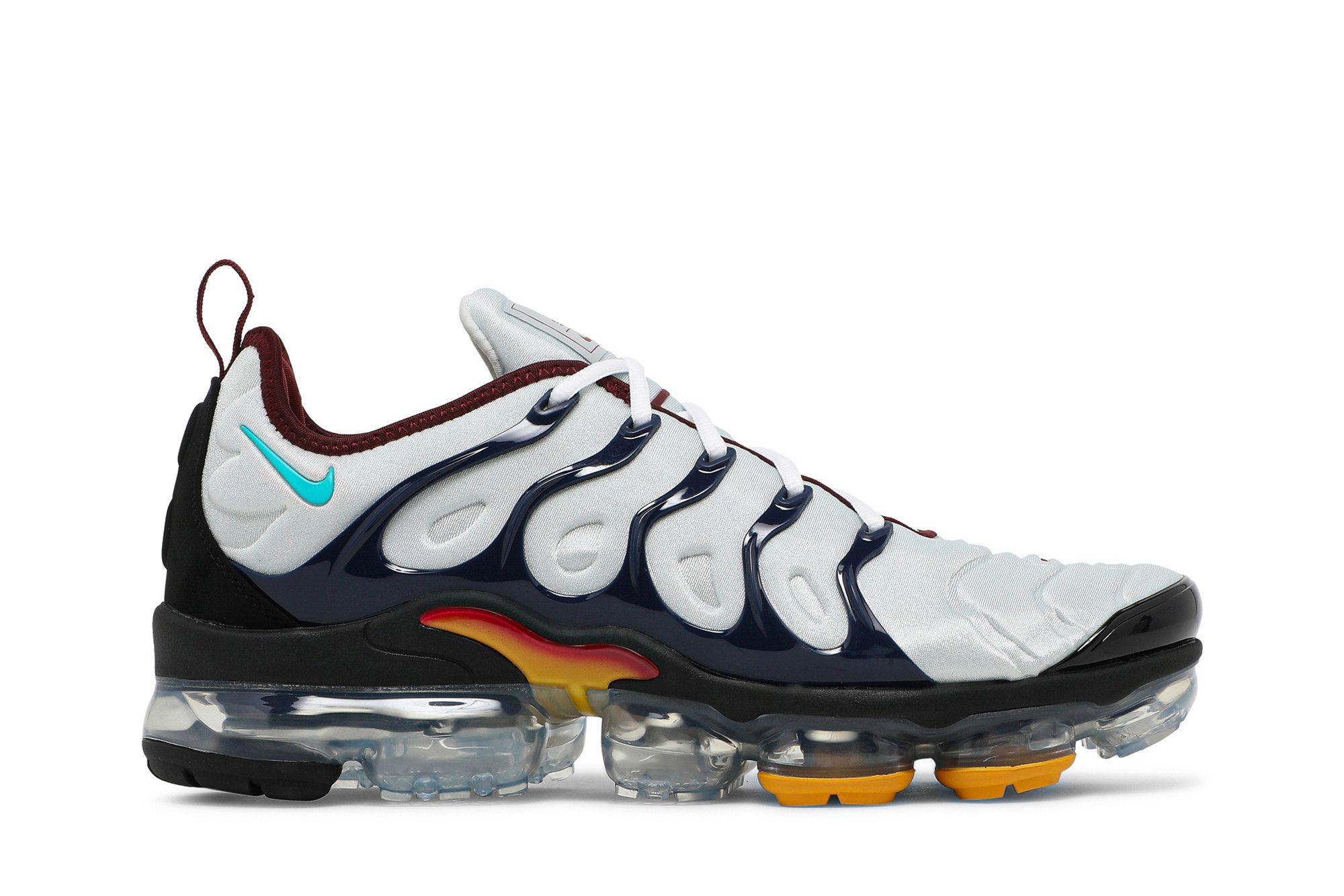 Platinum vapormax plus cheap
