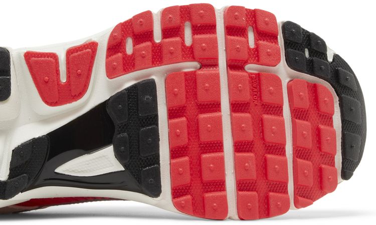 Nike Wmns Air Zoom Vomero 5 Sail Siren Red