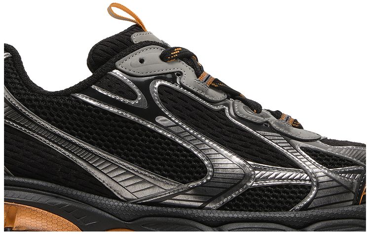 Balenciaga 3XL Sneaker Worn Out   Black Orange