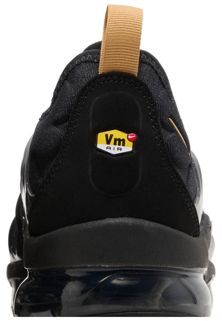 Air VaporMax Plus Black Metallic Gold