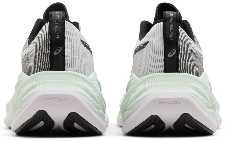 Superblast Black Lilac Hint