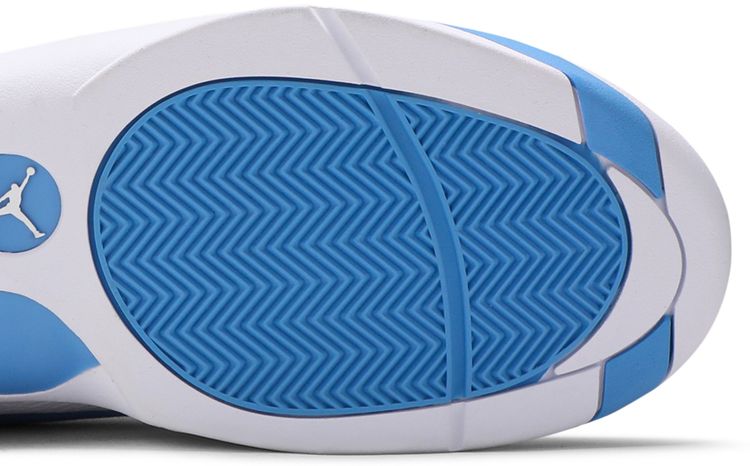 Air Jordan Team Showcase UNC