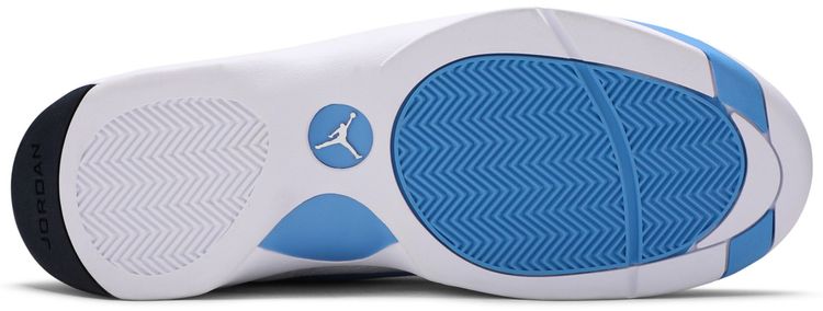 Air Jordan Team Showcase UNC