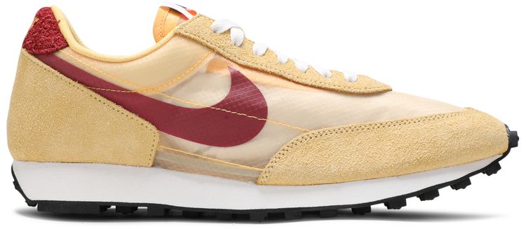 Nike Daybreak SP Topez Gold