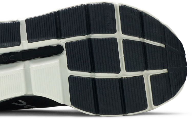 ON Cloudstratus Black Mineral