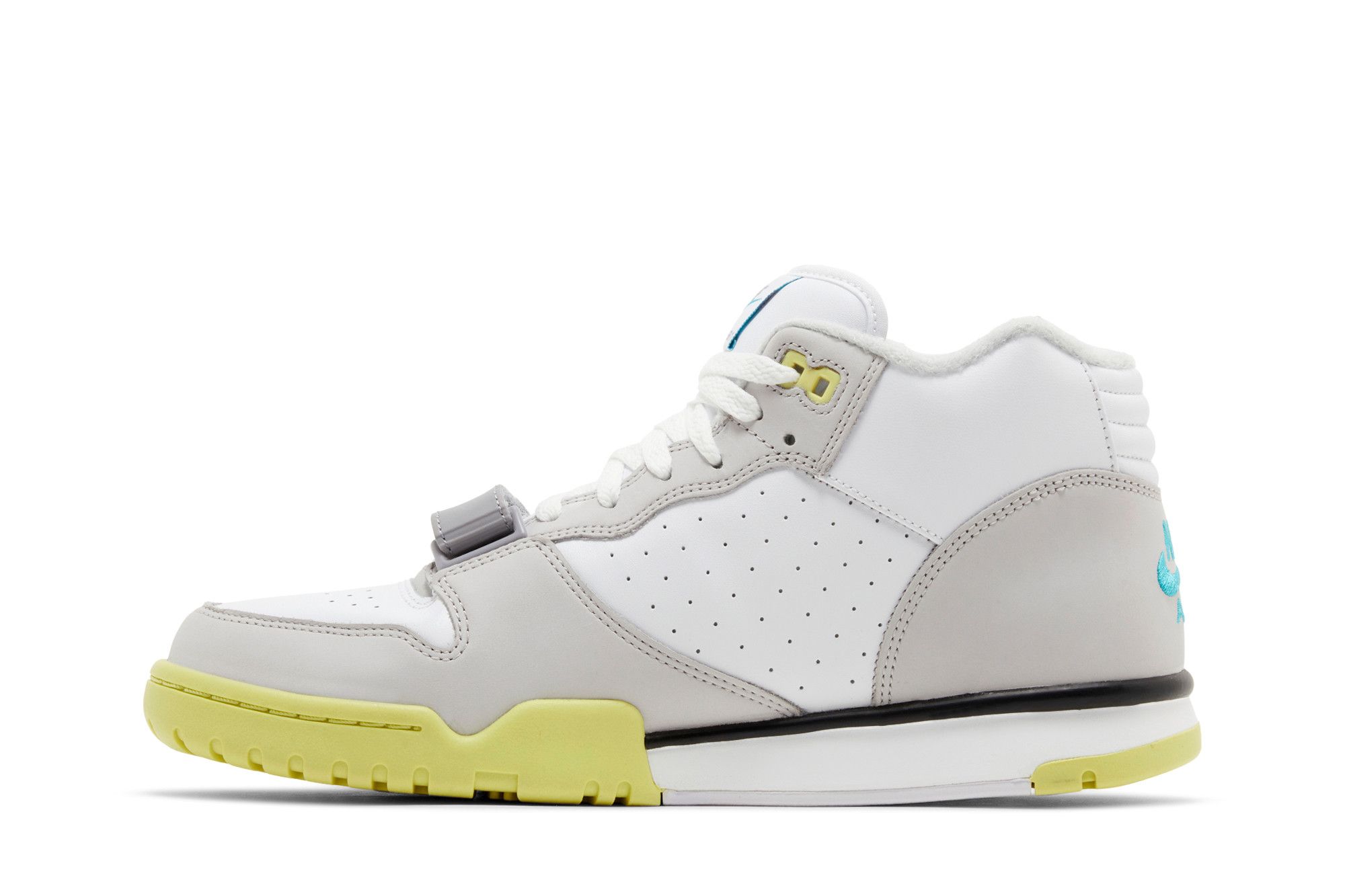 nike cross trainer low grey yellow
