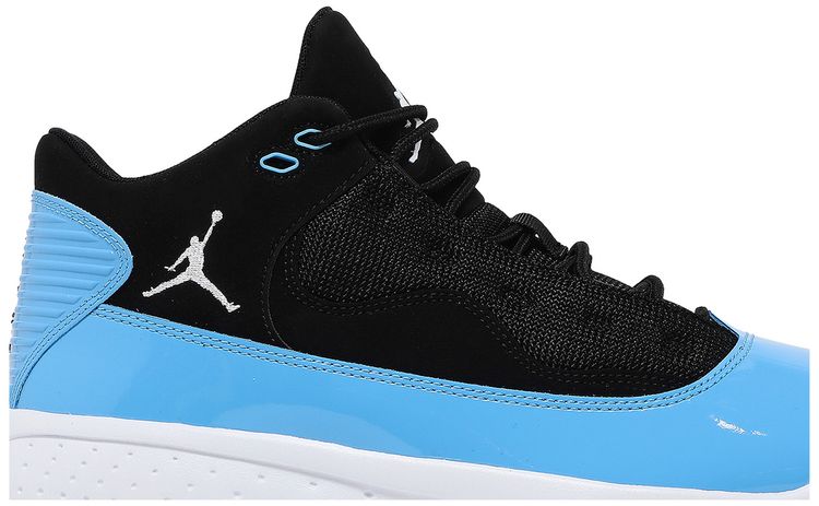 Air Jordan Max Aura 2 Black University Blue
