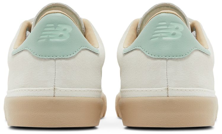 New Balance 210 White Green