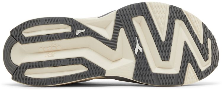 Diadora Atomo V7000 White Silver