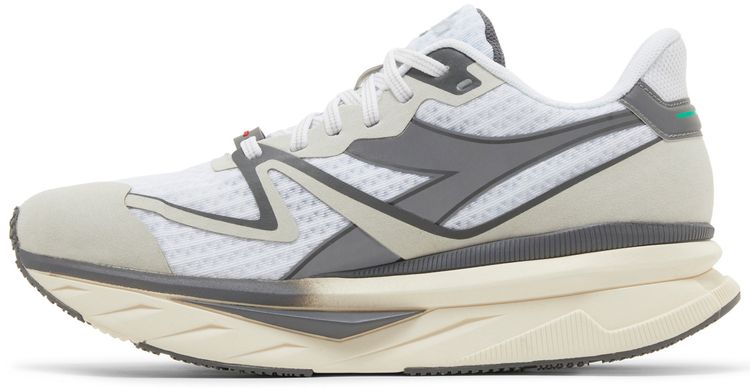 Diadora Atomo V7000 White Silver