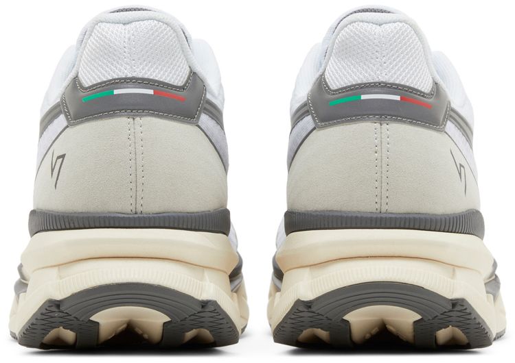 Diadora Atomo V7000 White Silver