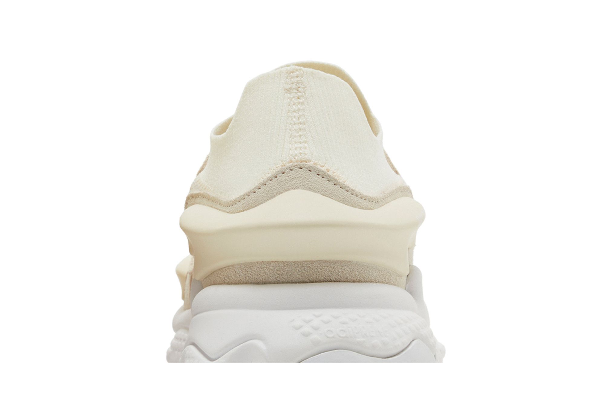 Size 3.5 Ivy Park x Ozweego Knit Noir