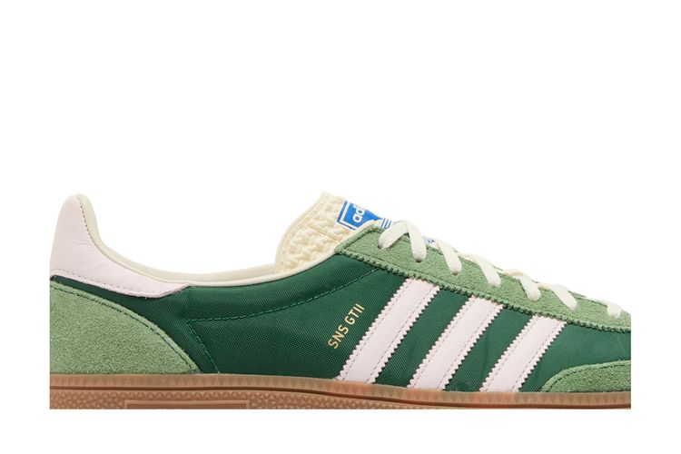 adidas GT II Sneakersnstuff London - Footwear White/Green/Green