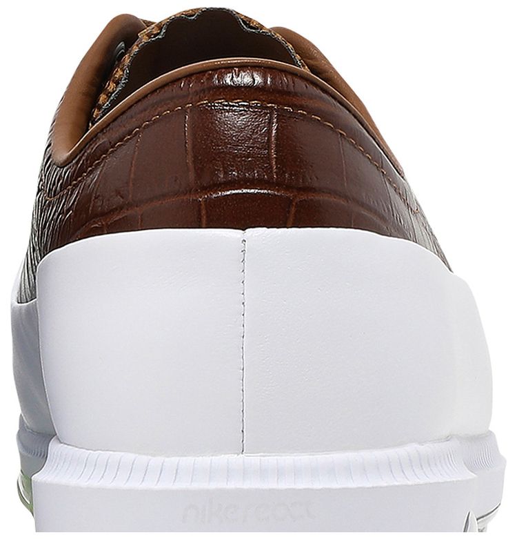 Nike Air Zoom Victory Tour Wide Light British Tan