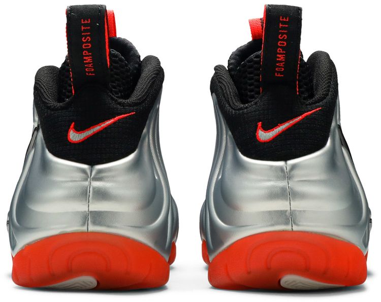 Nike Air Foamposite Pro Crimson