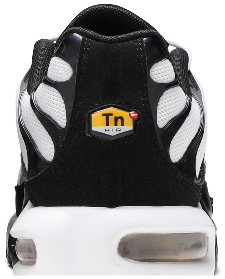 Nike Air Max Plus White Metallic Gold
