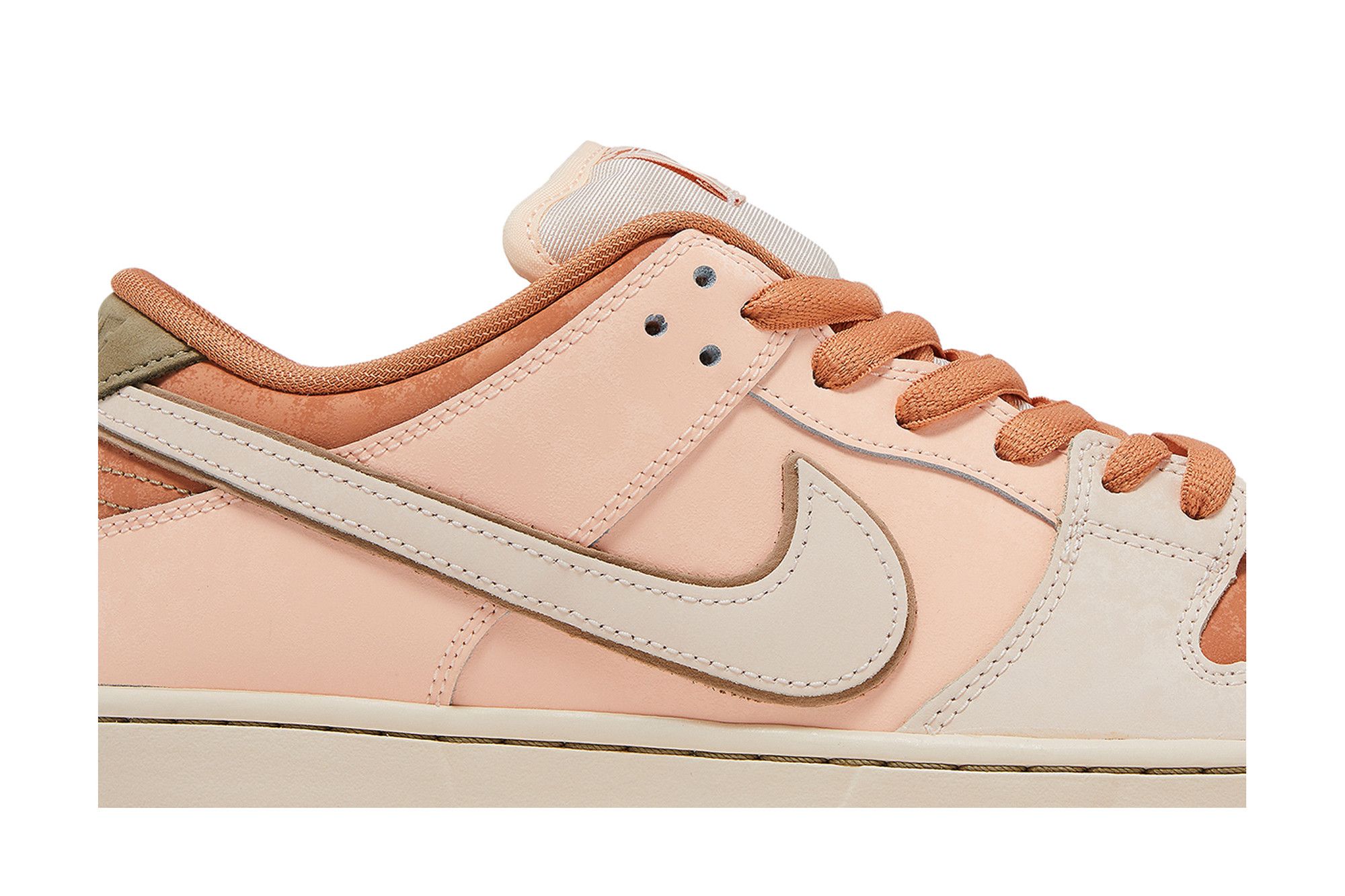 Buy Nike Dunk Low SB 'Trocadéro Gardens' - FV5926 200 | GOAT