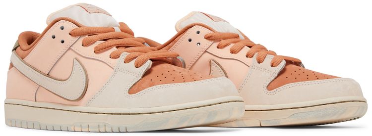 Dunk Low SB Trocadero Gardens