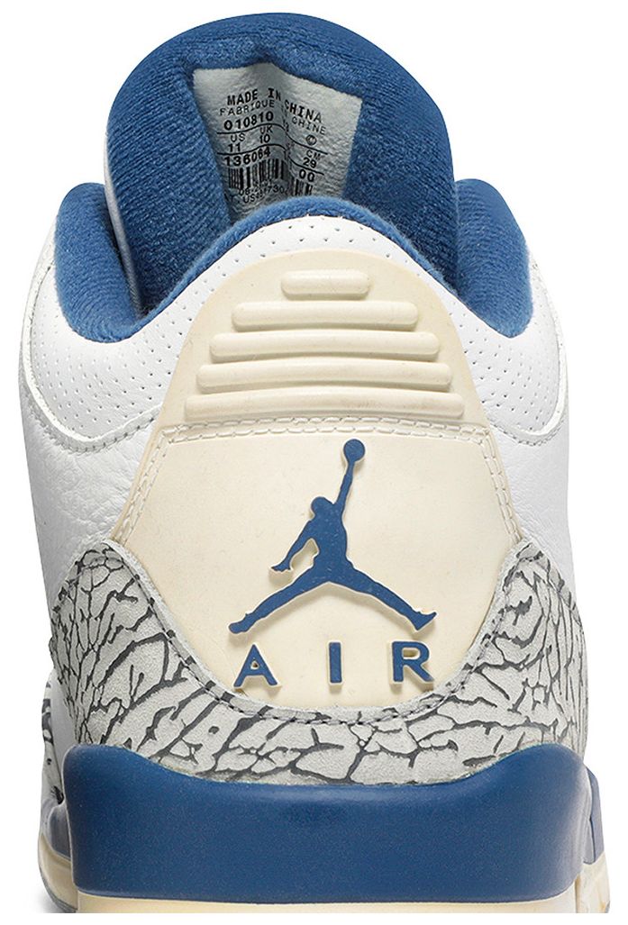 Air Jordan 3 Retro True Blue 2001