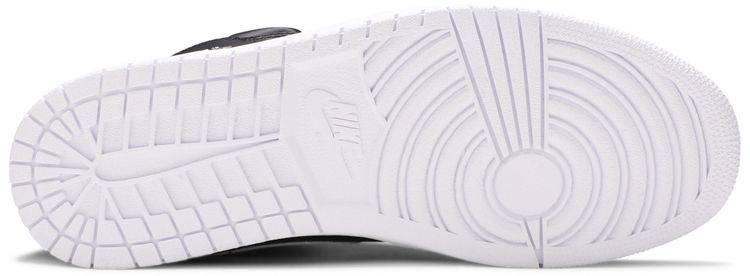 Air Jordan 1 Retro Mid Black White