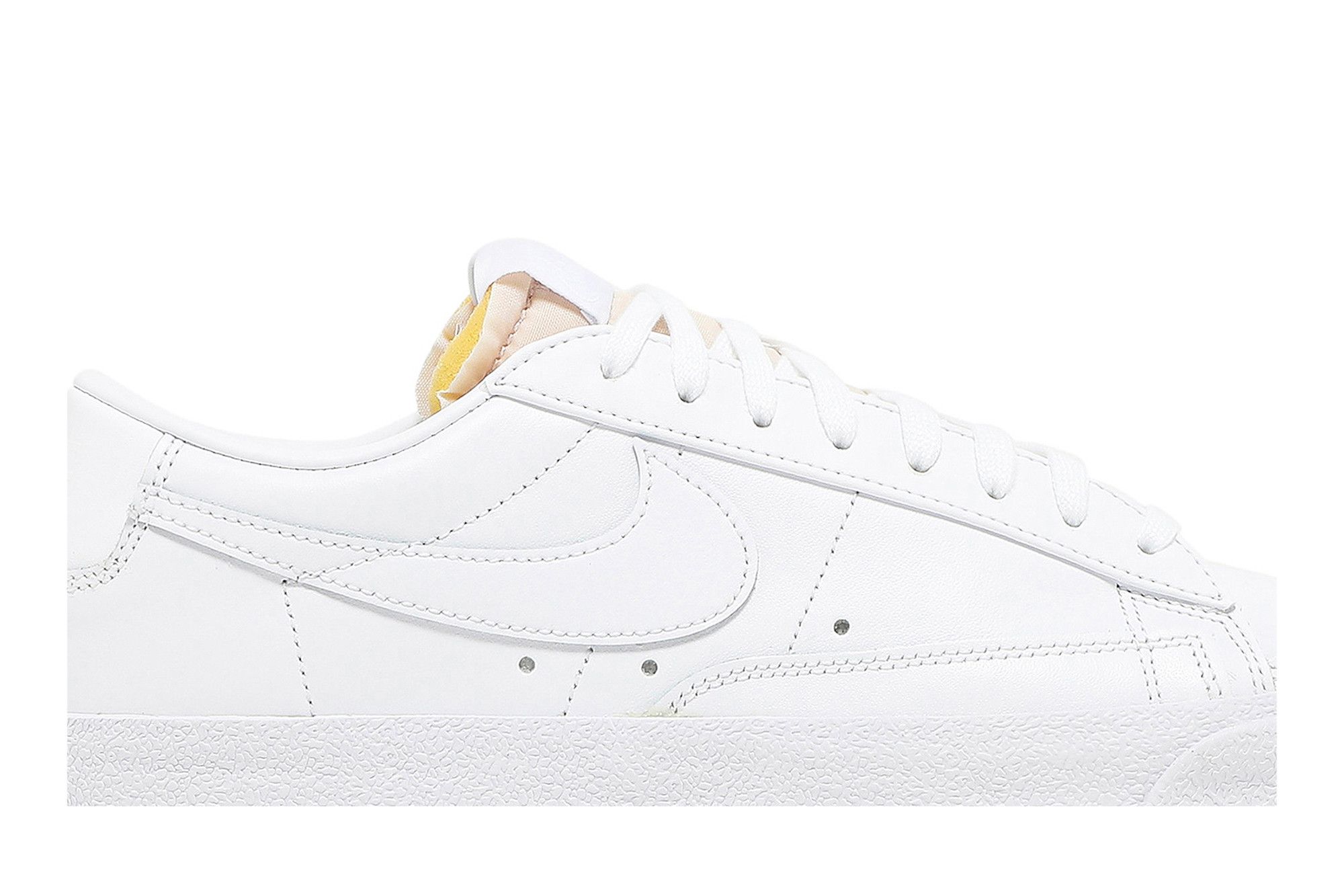 Nike blazer low white mens online