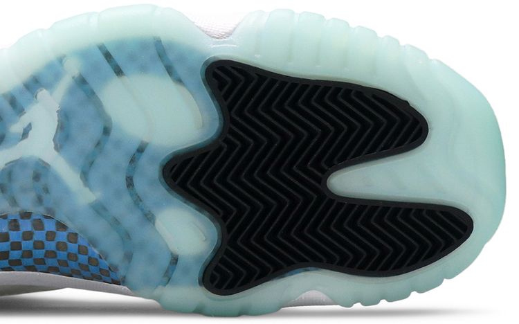 Air Jordan 11 Retro Low GS Legend Blue