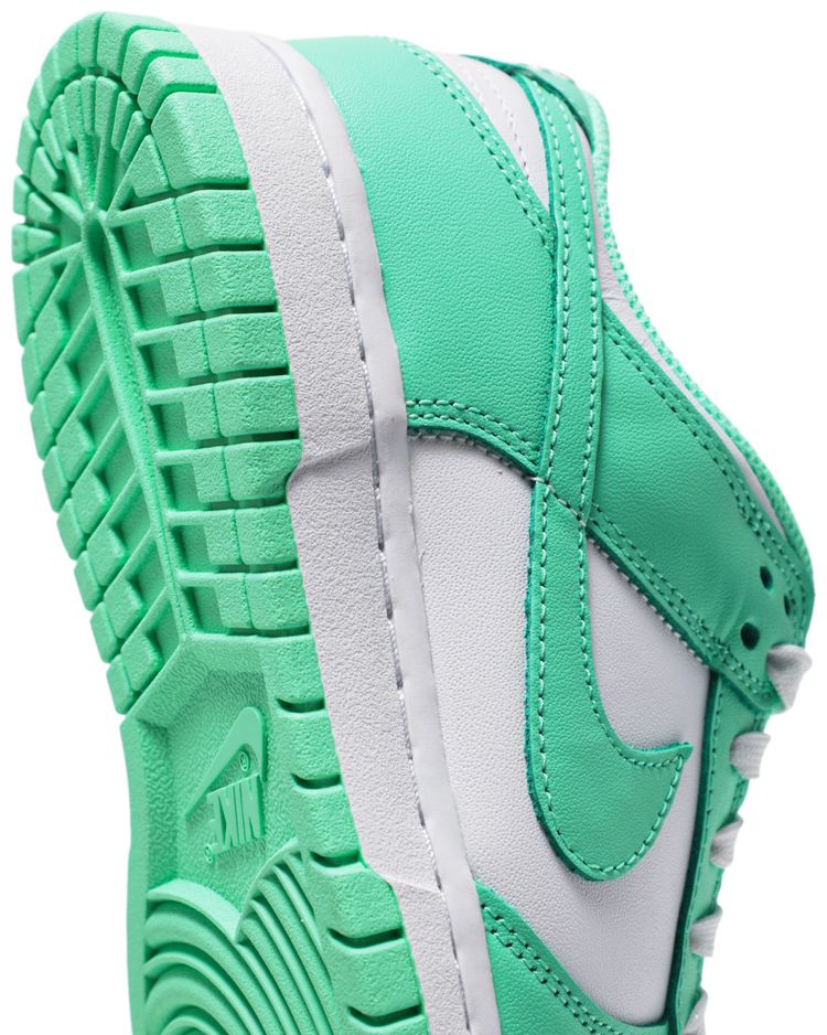 Wmns Dunk Low Green Glow