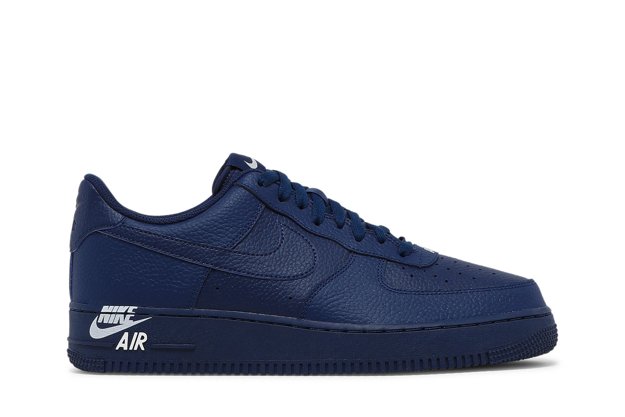 Nike air force 1 07 leather emblem outlet