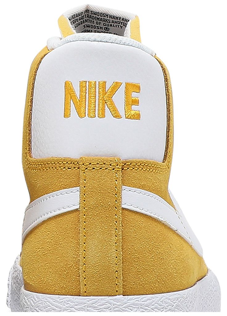 Nike Zoom Blazer Mid SB University Gold