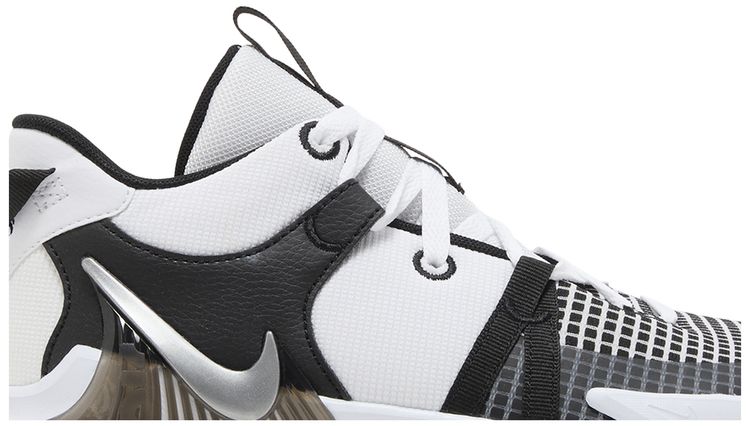 LeBron Witness 7 GS White Black