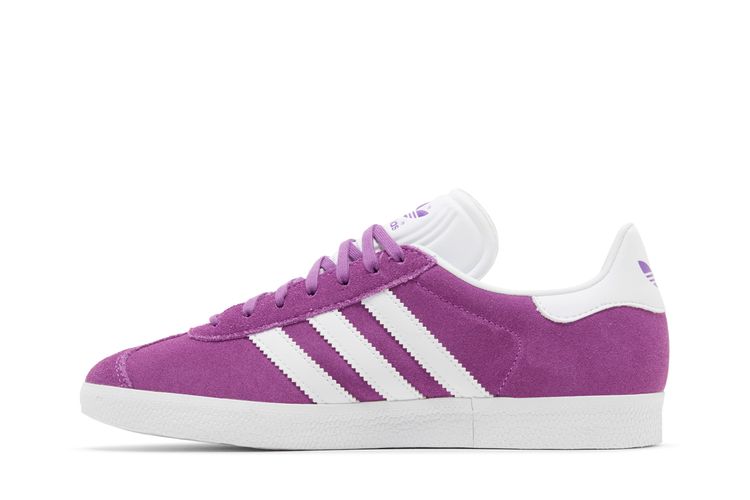 adidas gazelle silver green womens adidas Kids' Grade School Gazelle Shoes, Size 4, Ink/White main image 0