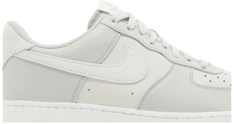 Nike Air Force 1 07 LV8 Light Bone