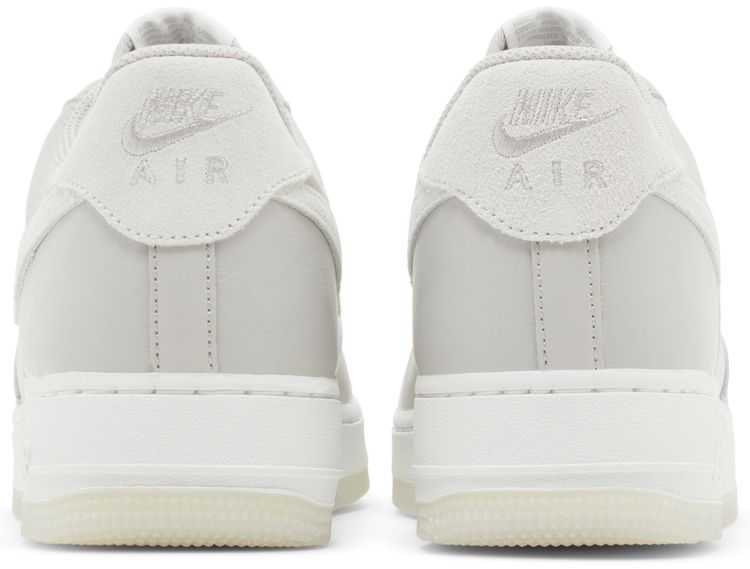 Nike Air Force 1 07 LV8 Light Bone