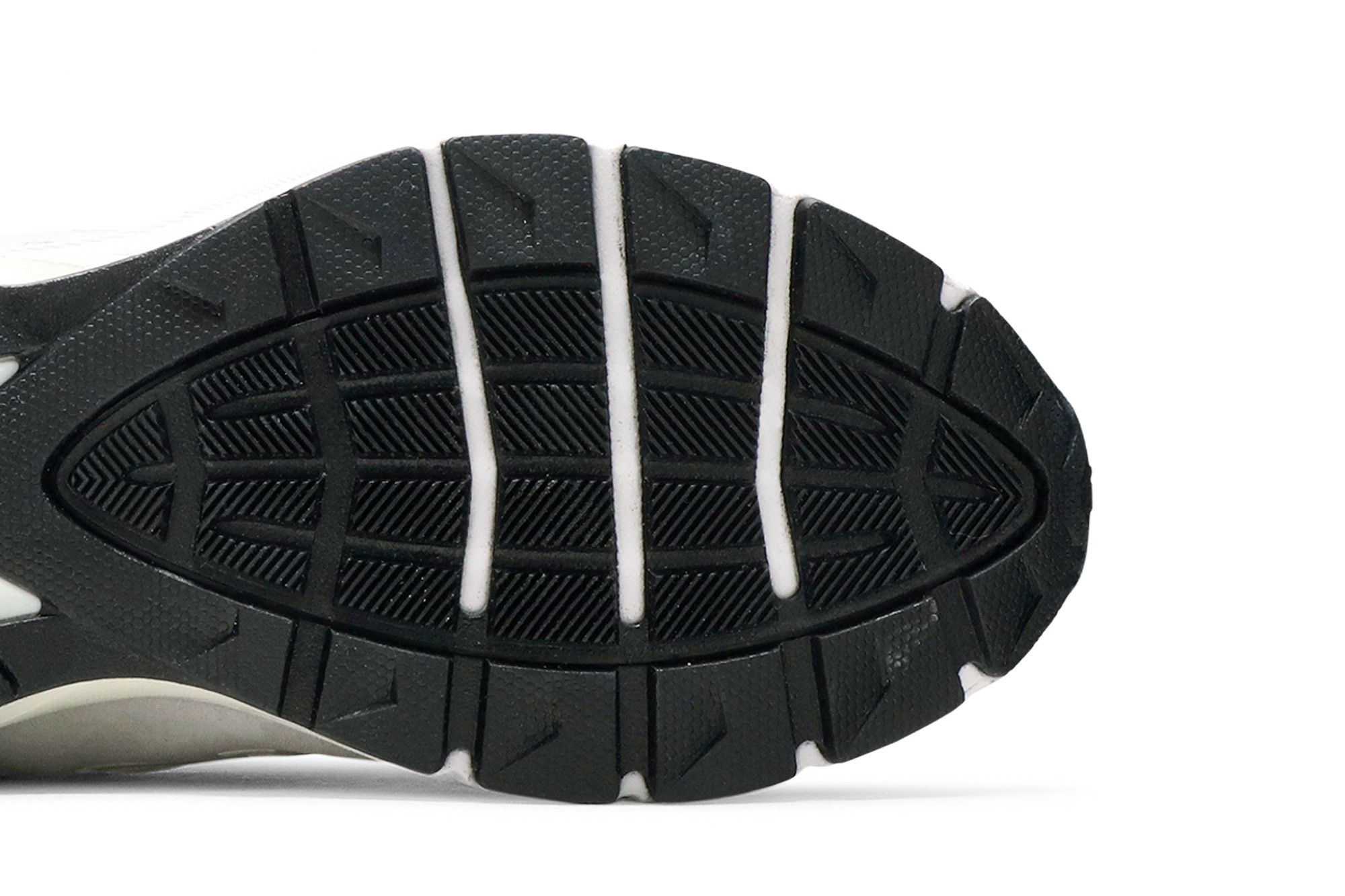 990V5 w990NA5 ニンバスクラウド New Balance 990v5 Nimbus Cloudスニーカー | Uncrate