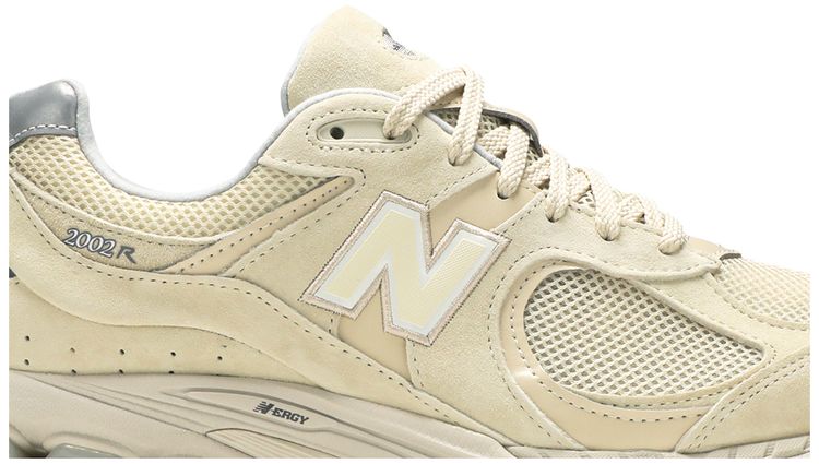 New Balance 2002 Bone