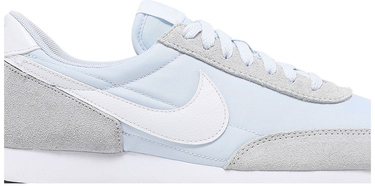 Nike Wmns Daybreak Football Grey