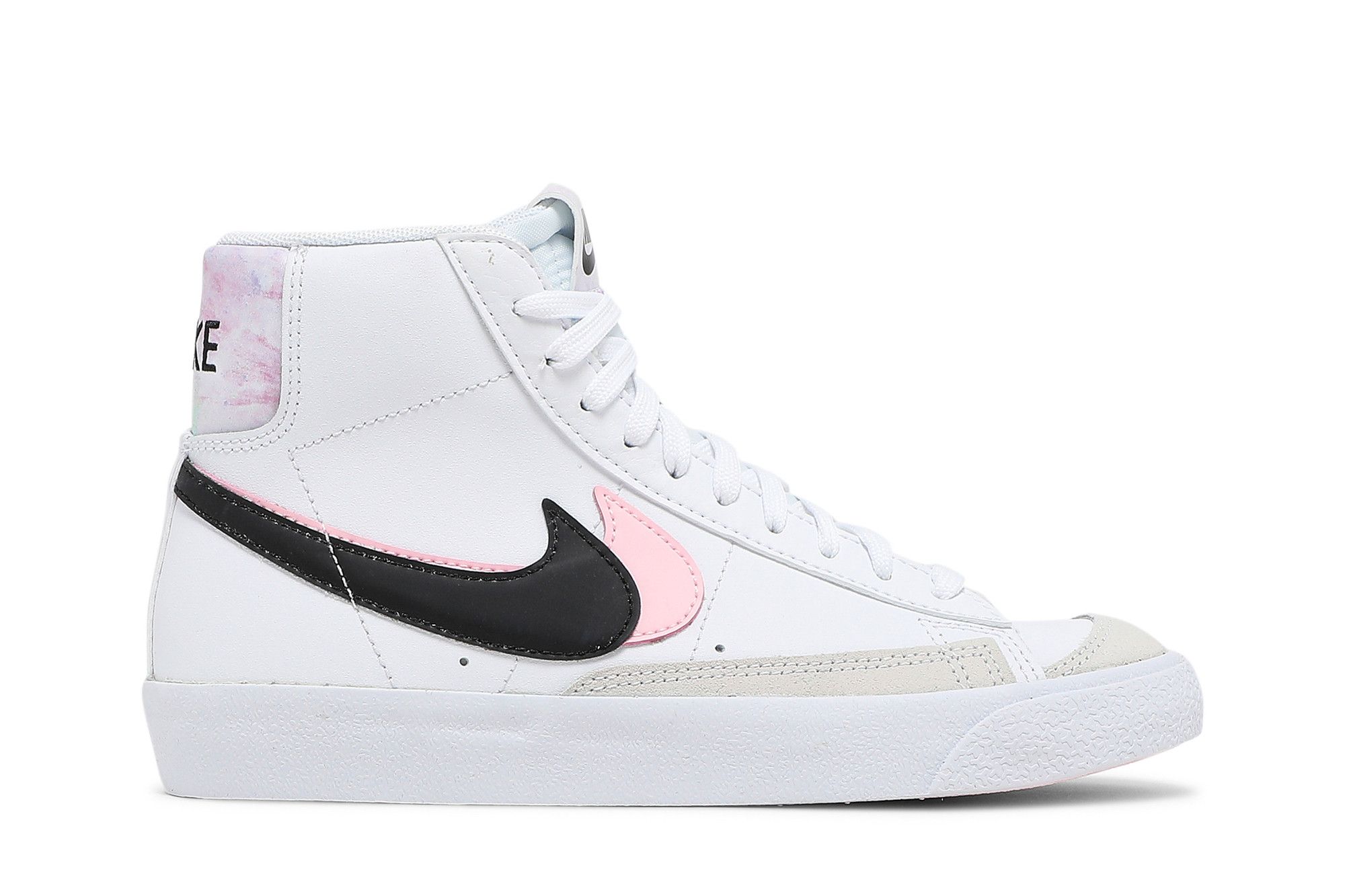 Size 5.0 Blazer Mid 77 SE GS White Arctic Punch