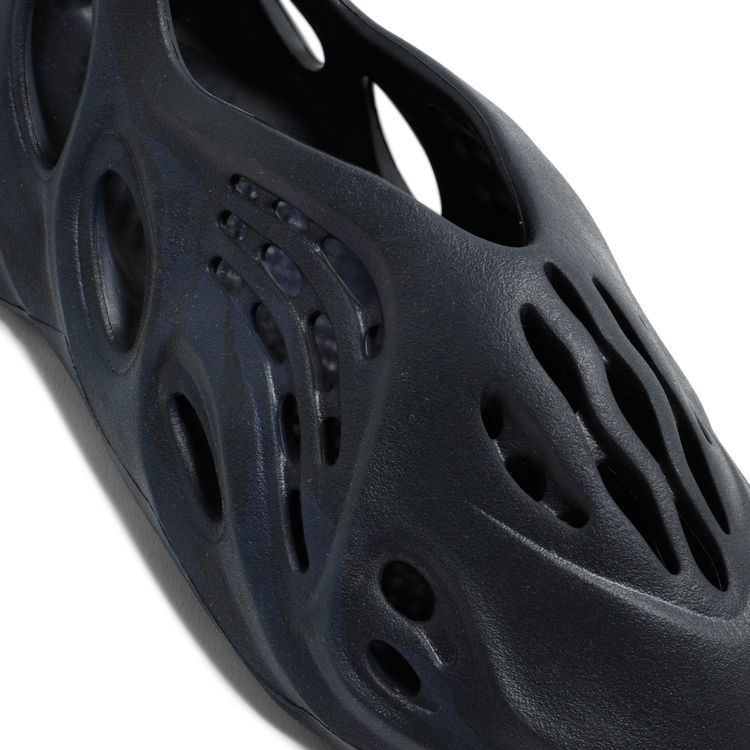 Size Adidas Yeezy Foam Runner 'Mineral Blue'