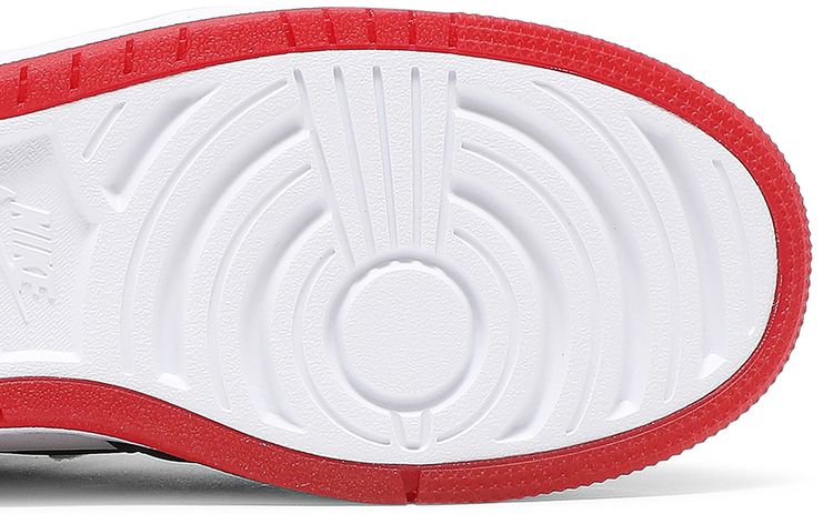 Wmns Air Jordan 1 Nova XX Bred Toe