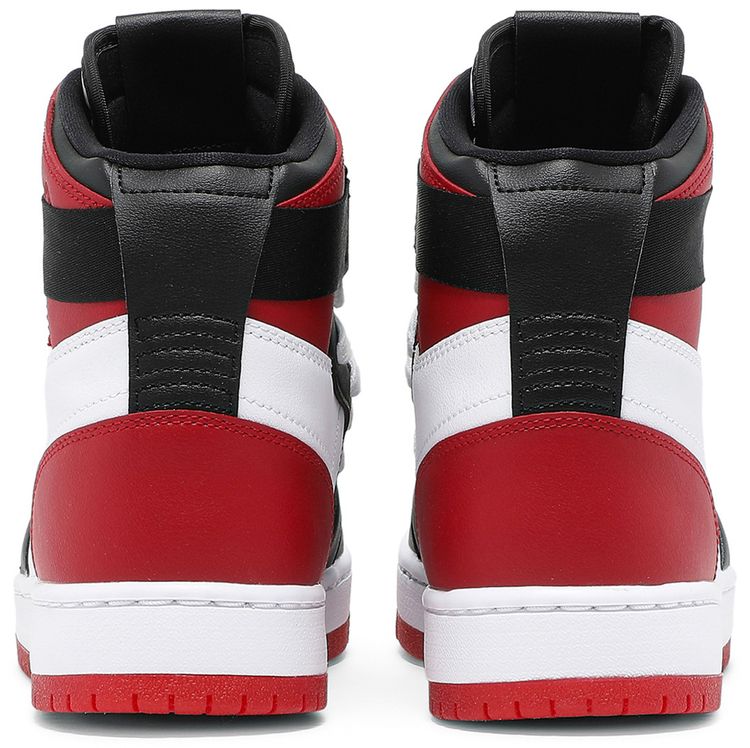 Wmns Air Jordan 1 Nova XX Bred Toe