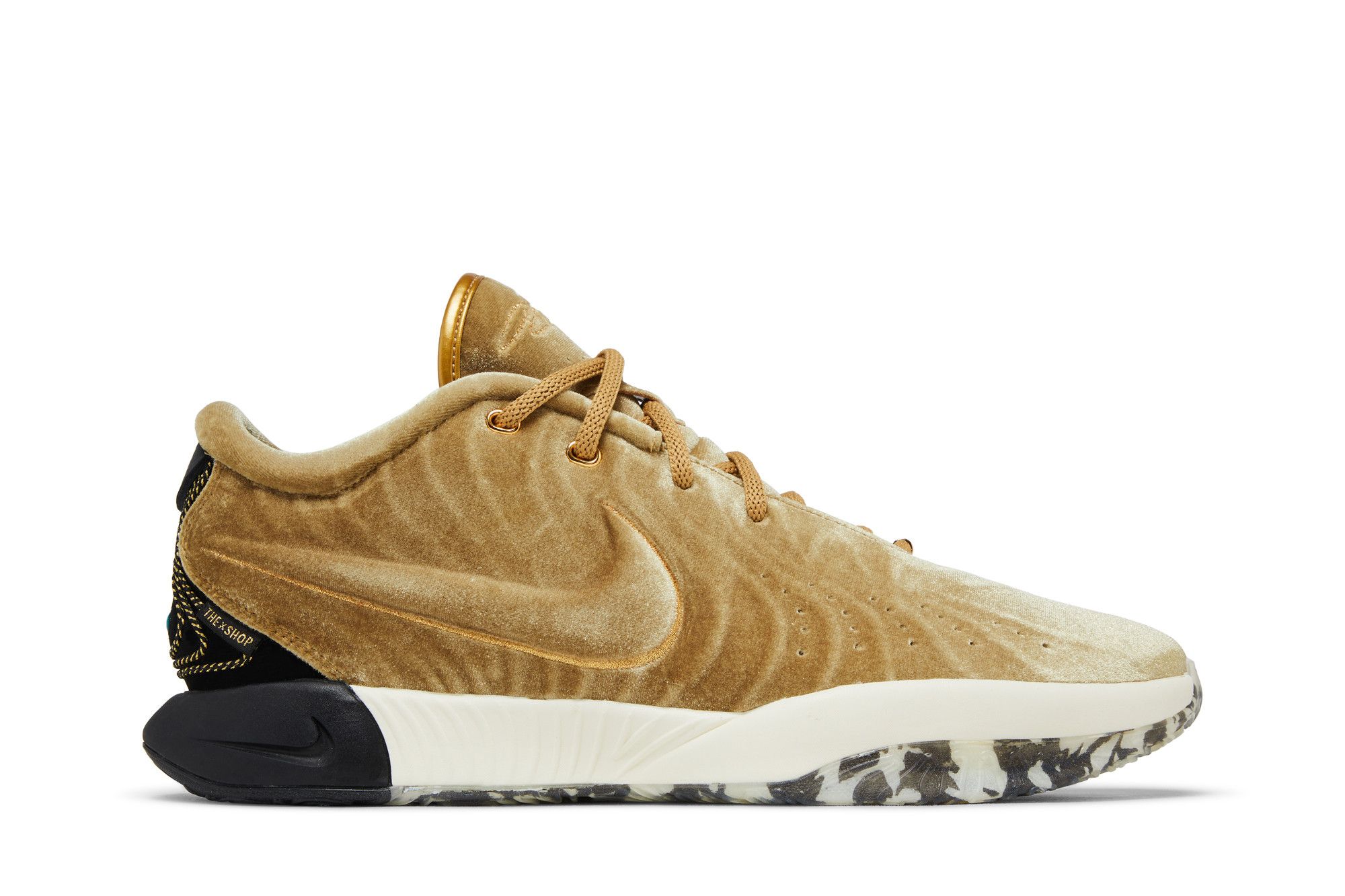 LeBron XXI EP Basketball Shoes. Nike JP
