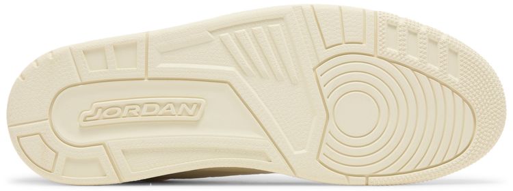 Jordan Spizike Low Coconut Milk