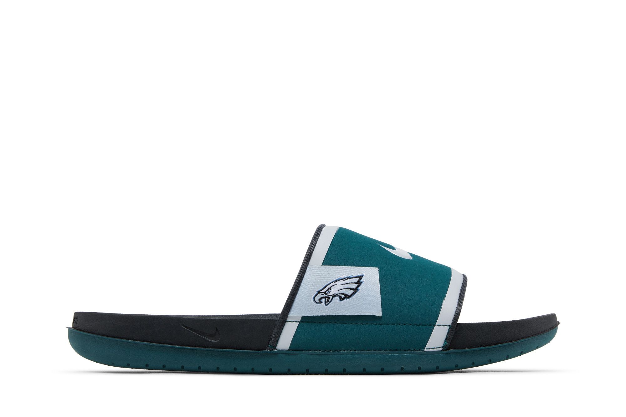 nike eagles slides