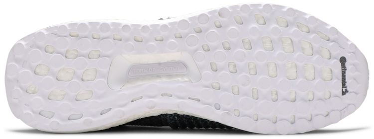 Parley x adidas UltraBoost Laceless Raw Grey