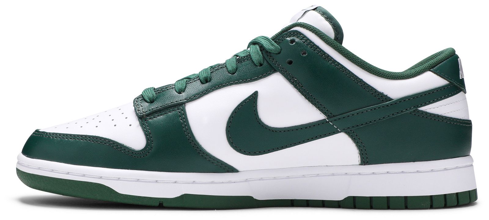 dunk low michigan state on feet