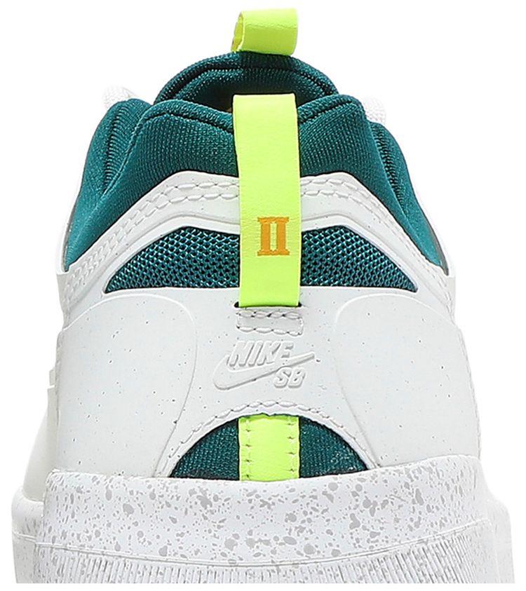 Nyjah Free 2 SB White Geode Teal Gold