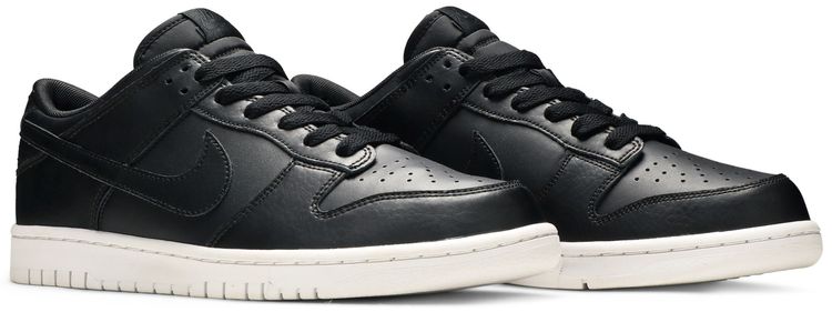 Nike Dunk Low Black