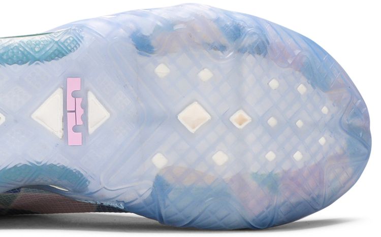 atmos x Nike LeBron 18 Low Sakura