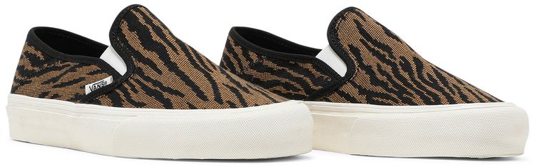 Vans Slip On SF Woven Tiger